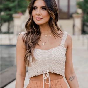 PINK LILY TAN CROPPED CROCHET TANK SMALL